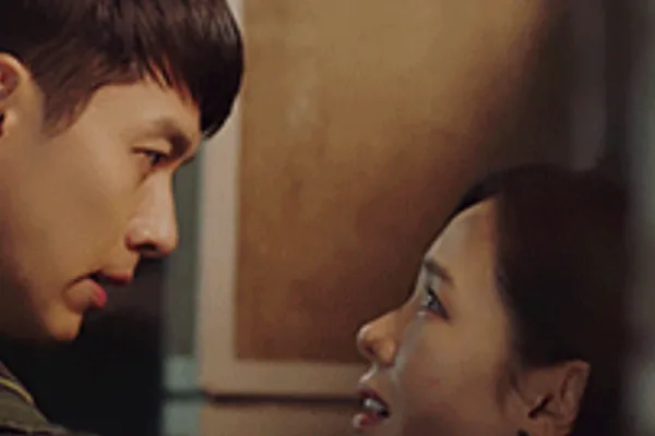 Pousando no Amor: Uma Jornada Romântica e Emocionante Pousando no Amor: Uma Jornada Romântica e Emocionante