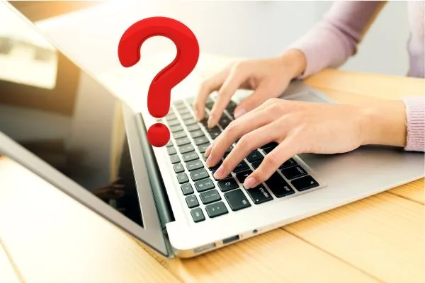 Como colocar ponto de interrogação no notebook