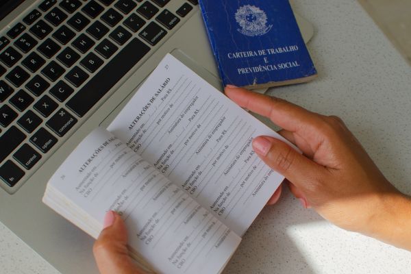 Saque Rescisão do FGTS: Um Alívio Financeiro na Demissão